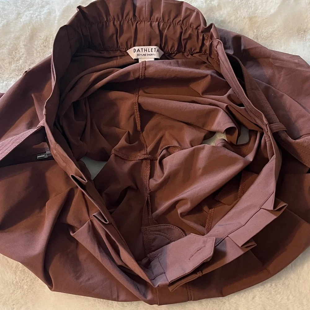 ATHLETA‎ Skyline II High Waisted Belted Shorts Brown (Hearth Rose) Size 14 - Picture 13 of 16